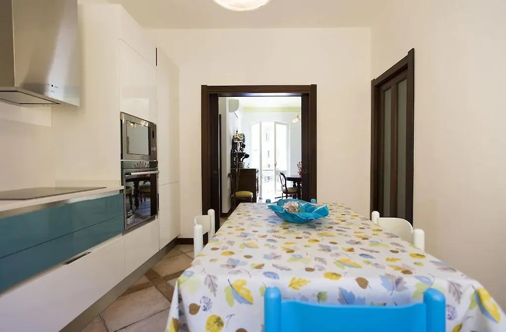 Alghero Appartamento Medina Per 6 Ospiti In Centro Storico 0*,  Italy